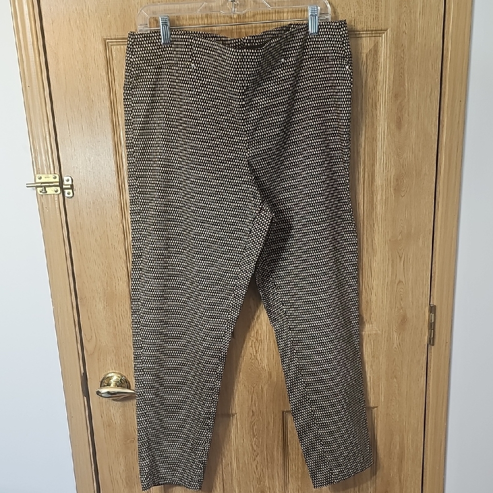 Rafaella Women's Black and Brown Patterned Cropped Pants